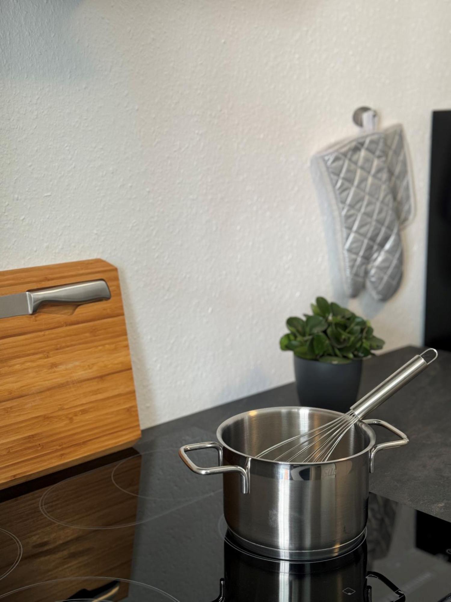 Traumhafte Wohnung Am Stadtbrunnen Der Altstadt Pfullendorf Luaran gambar
